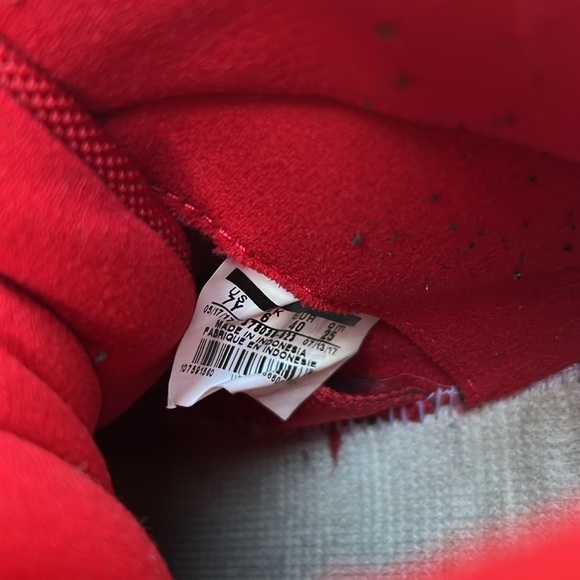 Air Jordan 11 - Picture 8 of 8